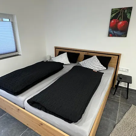 Tee - Time - Und Kirsch - Kiste Appartement *