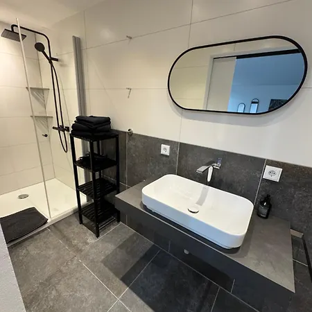 Tee - Time - Und Kirsch - Kiste Appartement Momlingen