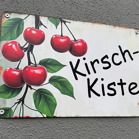 Apartamento Tee - Time - Und Kirsch - Kiste *